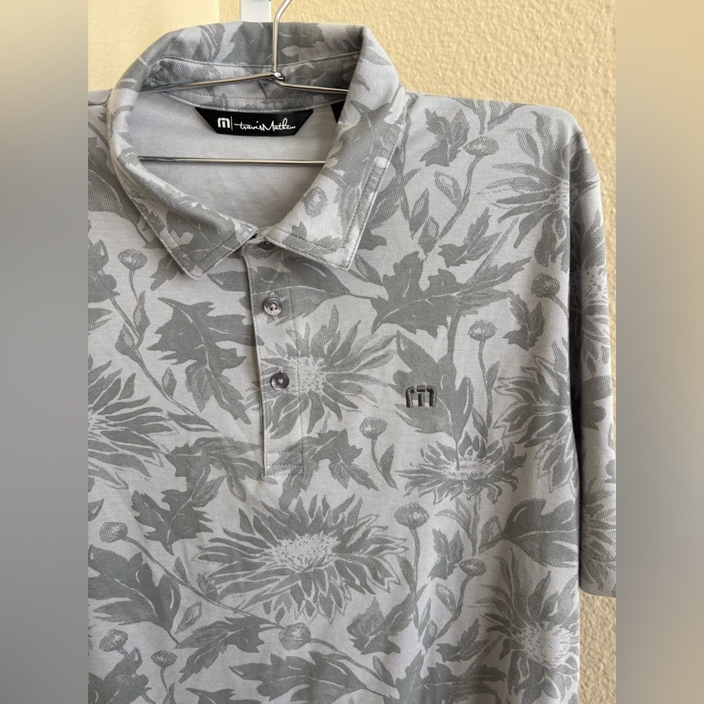 Travis Mathew I Can Explain Polo in Heather Light Grey - Size M - Picture 7 of 8